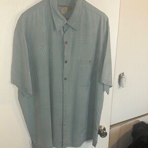 Caribbean men’s silk  short sleeve shirt size XL